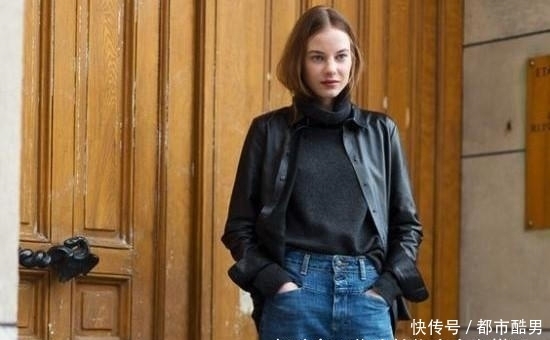  羽绒服|冬天内搭不必买太多，有这件“百搭衣”就够了，搭什么都时髦显瘦