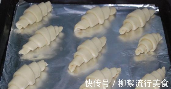 香甜可口的原味可颂，几分钟学会，新手小白可以试试！