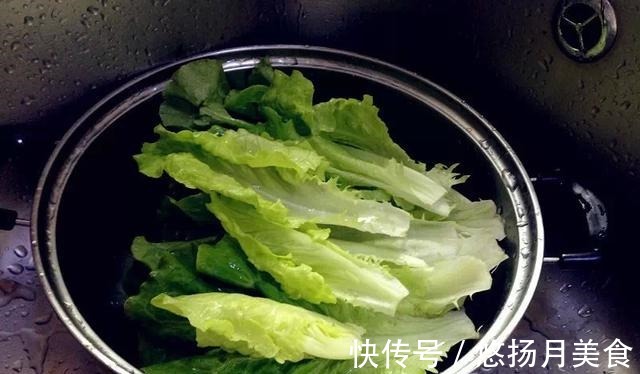 豆瓣酱|晚上来一碗水煮肉片,香辣可口,美味无比,好好过把瘾!