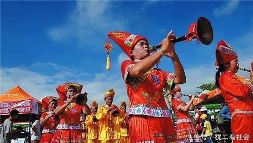 少数民族|壮族明明是少数民族,为何要用汉族的姓氏?壮族和汉族有什么关系?