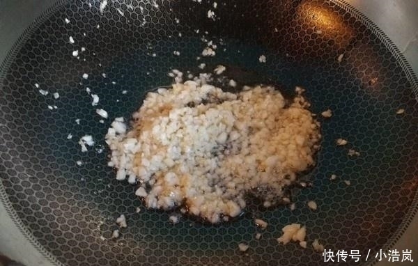 “它”补钙是牛奶的9倍，鸡蛋的17倍，简单蒸一蒸，营养打满分