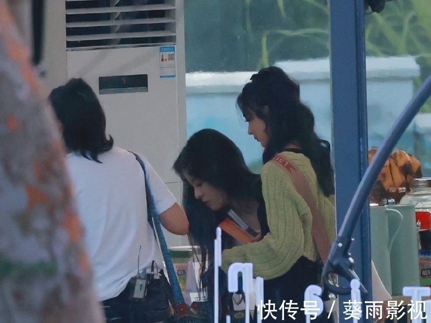 路透|《中餐厅5》新路透：大厨团队再添新成员，老熟人赵丽颖也回归了