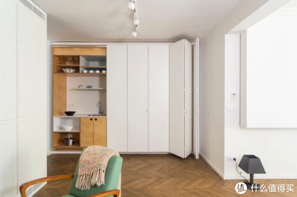 抽屉|学会这5个小户型隐藏的收纳空间!居家收纳量激增,小家整洁又清爽!