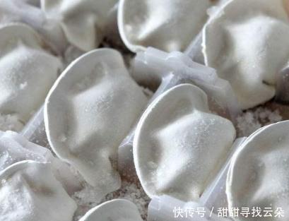 筋道|煮饺子,不要水开下锅!掌握4个技巧,饺子不破皮,鲜香又筋道