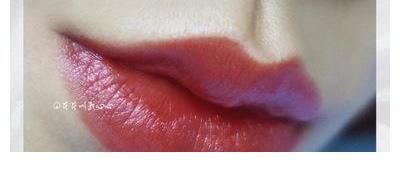 唇色 如何正确涂抹口红?适合素颜和淡妆使用的显白口红推荐