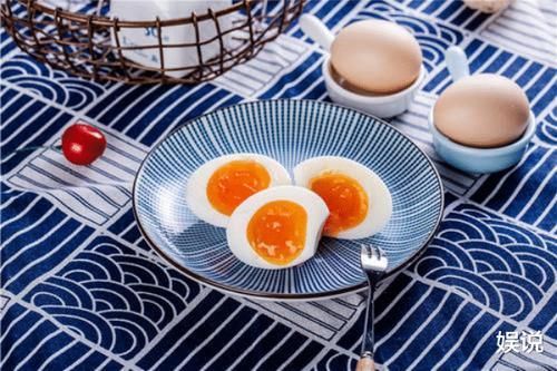糖化蛋白|早上常吃鸡蛋的人，可能有5点不请自来，别不注意，身体或不喜欢
