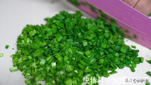 水煎包|教你水煎包做法,色泽金黄,口感松软,从包到煎全过程
