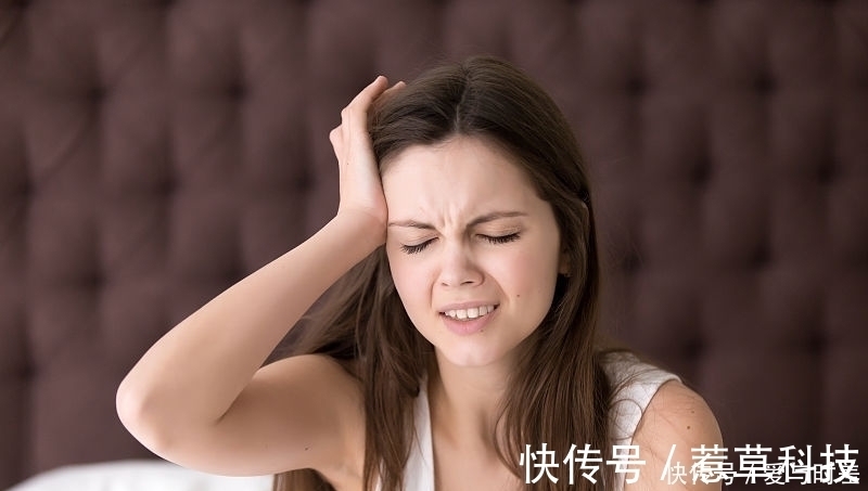 颅窝肿瘤|咳嗽也会咳到头痛！合并4种症状小心是脑部有病灶