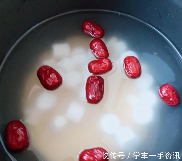 红枣山药小米粥,补气补血,营养丰富