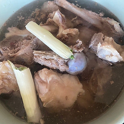 蘑菇|蘑菇棒骨汤