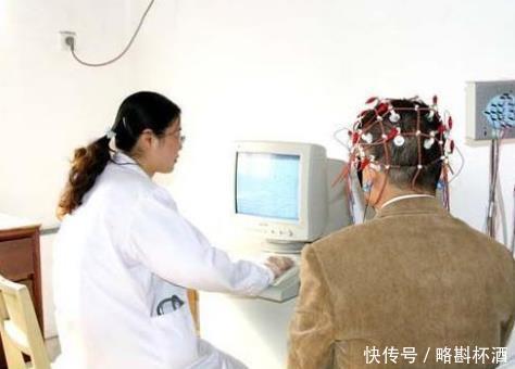 人相伴|大吵大闹，离家出走，精神恍惚…到底是癫痫病还是精神失常