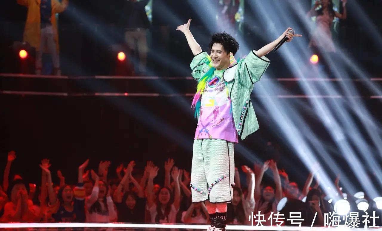 天天向上|大张伟已萌生去意,《天天向上》不断爆雷,再待下去容易波及鱼池