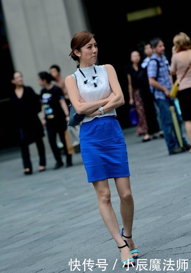 赋予气质的包臀裙,紧致贴身又显瘦,想展现美太容易了!