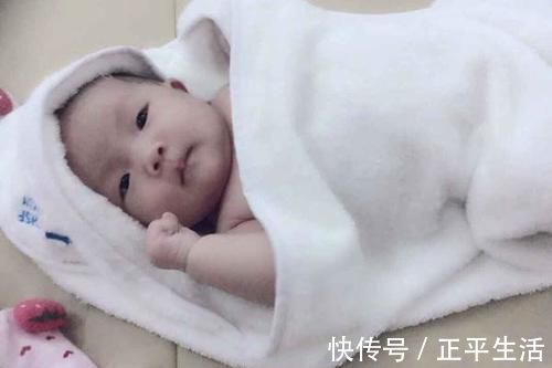 新生儿|为啥刚出生的宝宝,屁股上会有一大块“淤青”?是被挤压到了吗?