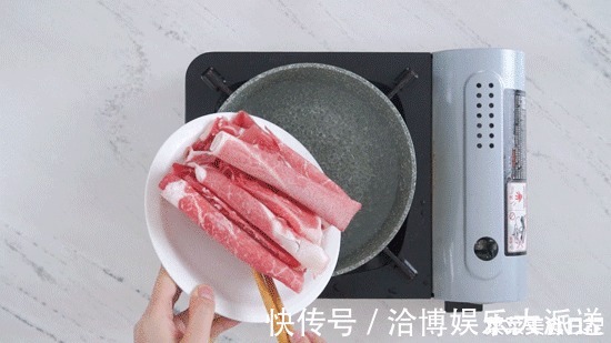 新晋网红美食！在家有个平底锅就能做，哪还用出去排队吃