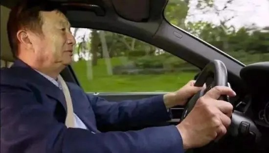 办事处|任正非到华为办事处,经理带豪车接驾被痛骂,任正非:华为不需要“会做人”的干部
