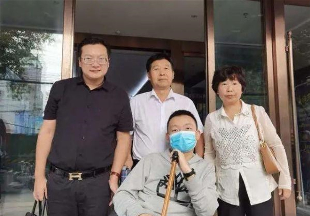 派出所$句句都在撒谎!杜新枝“蛇蝎”本性被揭,许敏夫妇被骗惨了