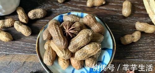 煮花生时，不要只用盐水，学会4点，煮好的花生又香又入味