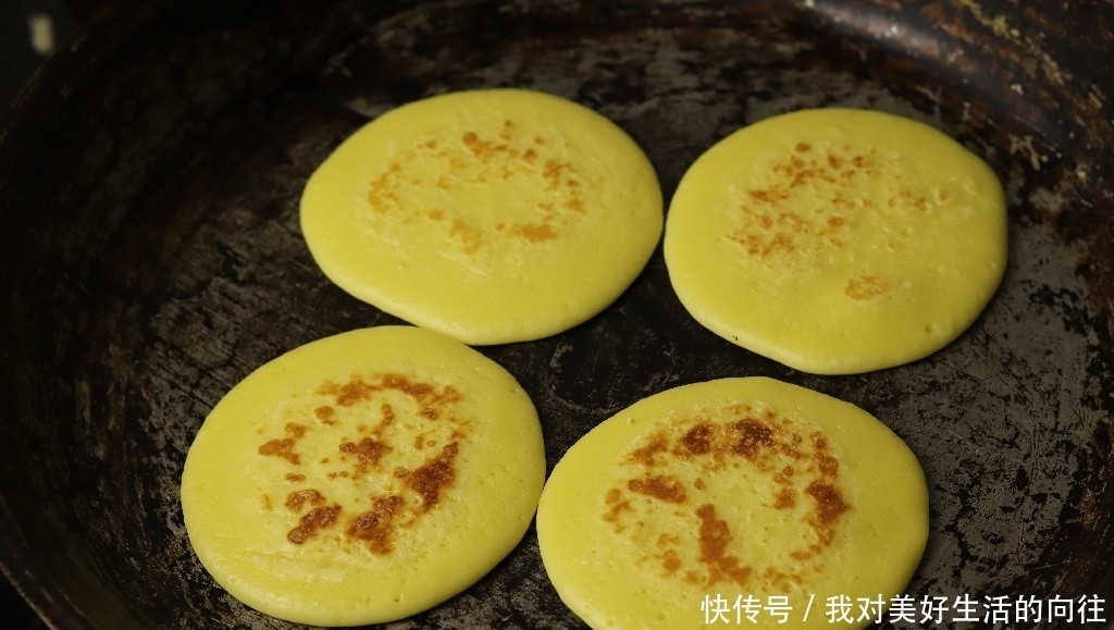  小饼|这小饼我家一周吃5次，不烤不油炸，做法简单，大人孩子都爱吃