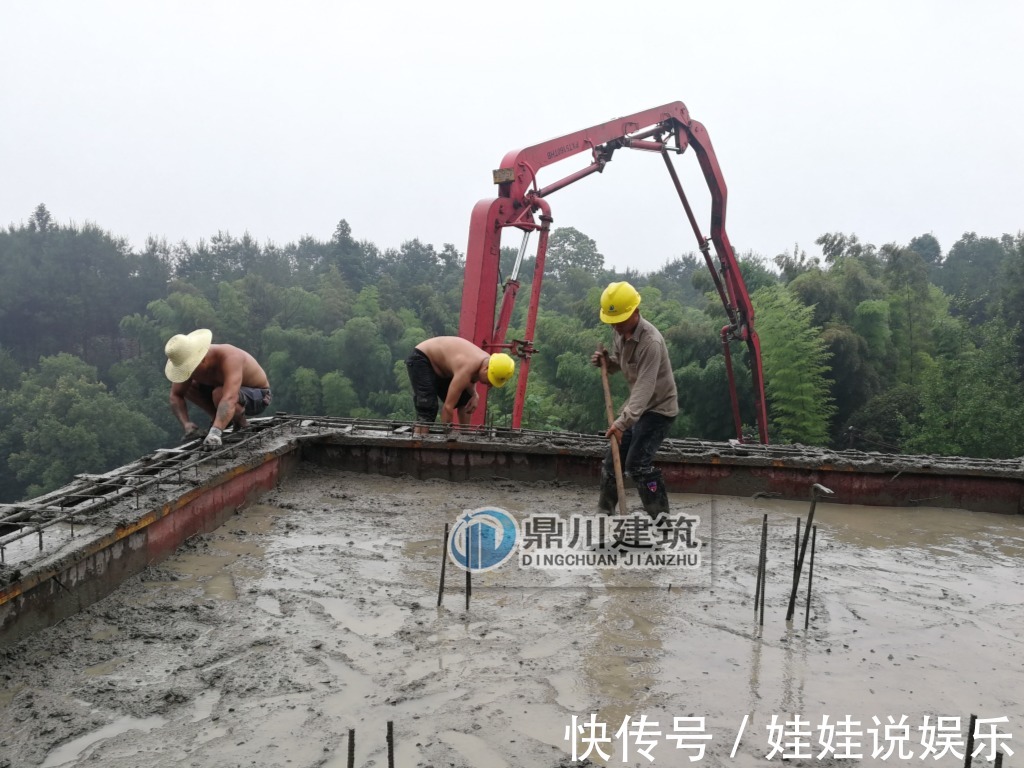 钢筋|他花70万在乡下建四合院，庭院曲径幽深，堪比王府豪宅！