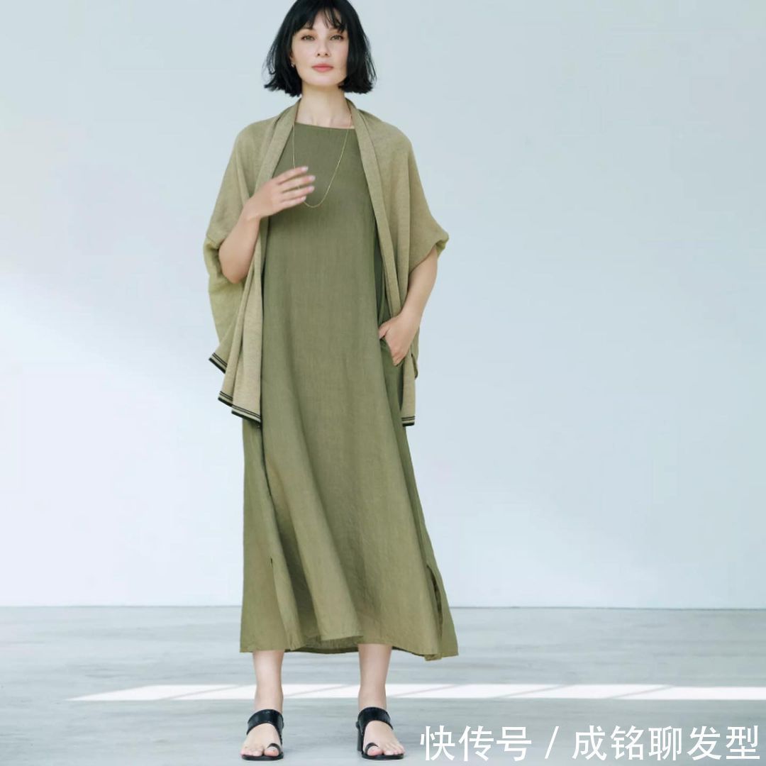 穿搭 简单的日系“纯色”穿搭,适合大龄女性的色彩搭配,减龄又显气质