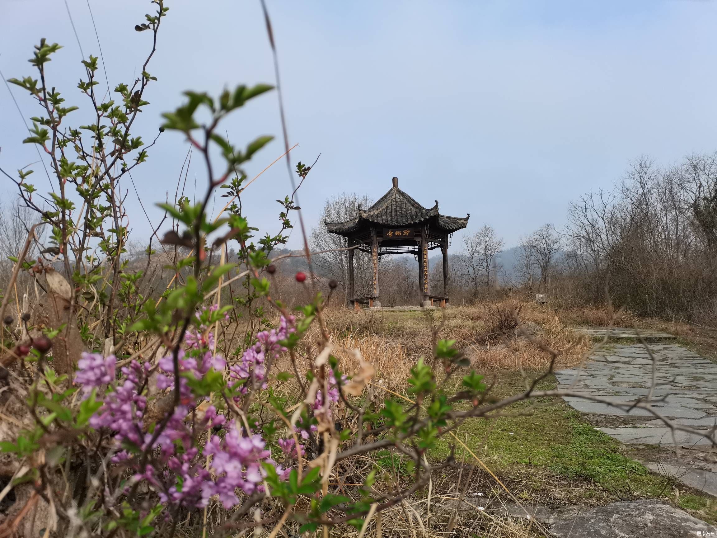 逛大余湾，登宝鼎山