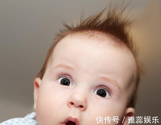 父母|宝宝头发总是“竖着长”可能是营养不足，这3个原因妈妈要分清