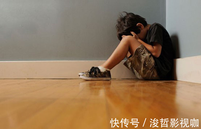 场合|批评孩子也分时机教育孩子要“看场合,讲时机”才能起大作用