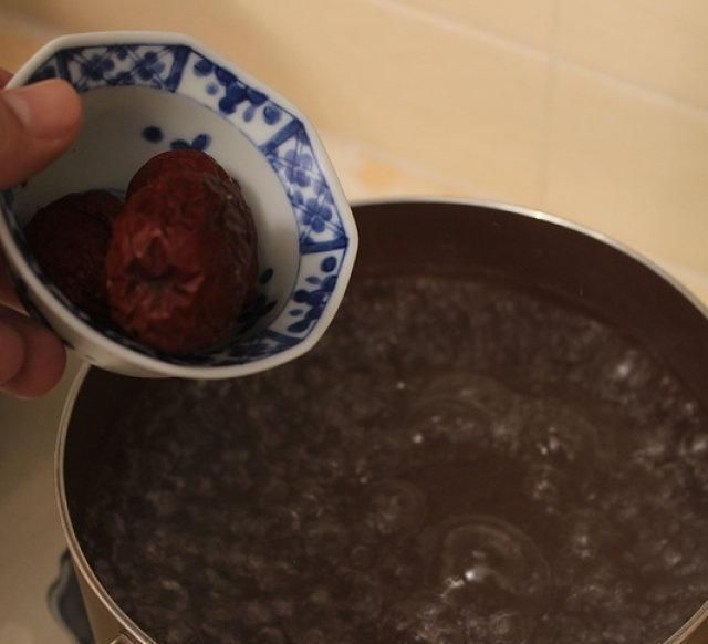 雪蛤桃胶银耳羹,多了这一步,出胶浓郁,爽滑美味,别偷懒了