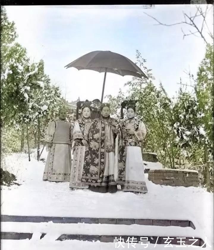 花园|慈禧太后后宫花园赏雪,珍贵老照片被爆