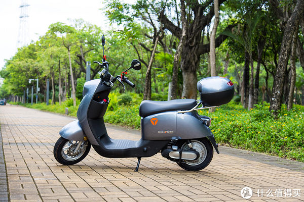 花4399元买百公里续航的雅迪dm6,我被"高端广告"忽悠了吗(附新国标