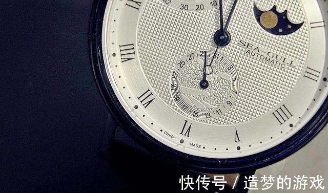 礼盒 年轻人的第一枚机械中国芯海鸥机械表月相礼盒体验分享!