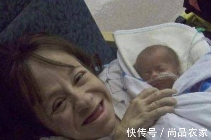 赫勒尔德|全球身材最矮小的母亲仅70厘米,不听医生警告拿命生下三个孩子