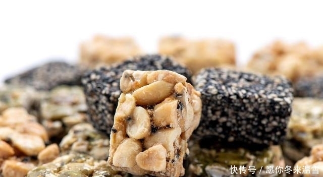 过年必备零食芝麻花生糖做法,无水无油无添加,做法简单超酥香