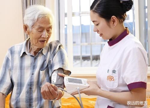 孝心|步入老年,妈妈多投奔儿女,为何很多父亲却没地方去?