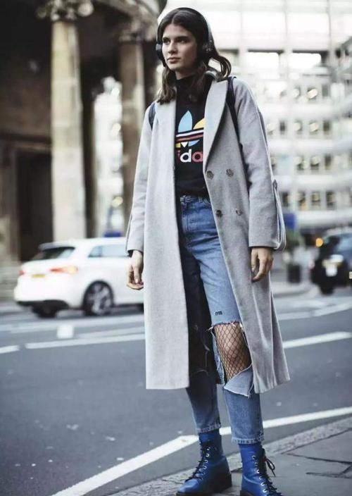 靴子别买太多，今年秋冬有这4双就够了，保暖时髦，还不易撞鞋