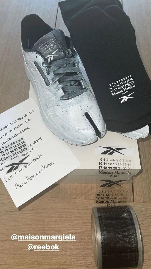 卡戴珊不晒Yeezy改晒锐步！玛吉拉联名分趾鞋月末将袭？！