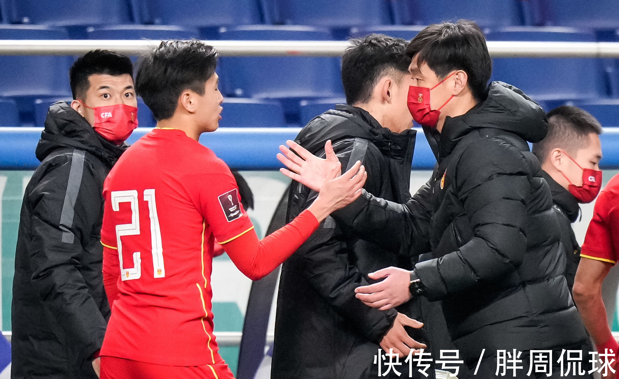 李霄鹏|国足0-2日本却收惊喜,冲击世界杯希望重燃,李霄鹏没看错人