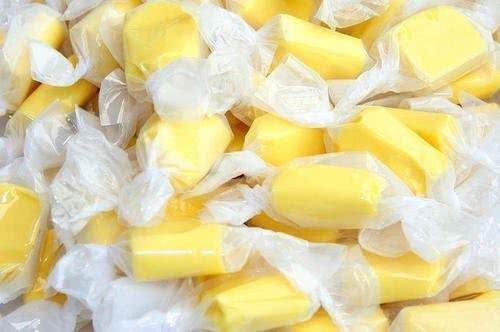 以下4种奇葩零食，吃一口给你5万，你会选哪个把自己吃成富豪