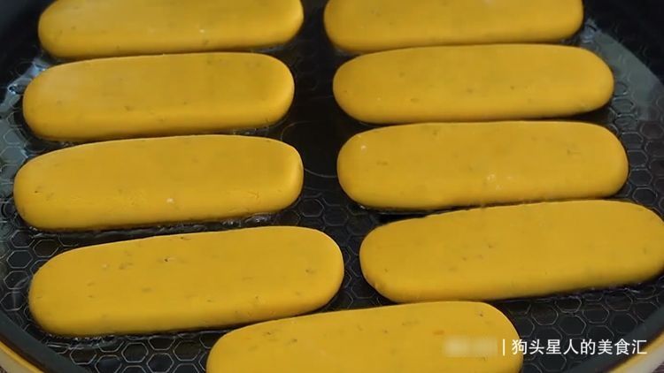 南瓜家常做法太好吃了,不放一滴水,香甜软糯不粘牙,孩子抢着吃