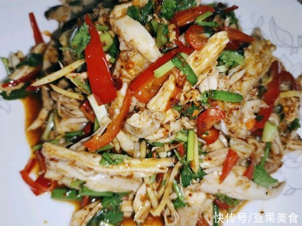 麻辣手撕鸡|有了麻辣手撕鸡（超级下饭），老公每天多吃一碗饭