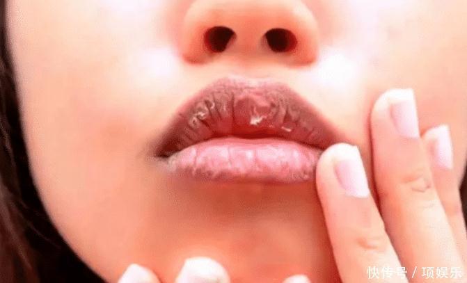 天天涂“口红”和从来不涂口红的女生,10年后区别在哪里