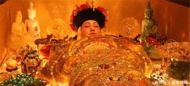 吃饭|清朝慈禧太后哪样吃饭?每餐100个菜,耗费四万元,吃不完送人