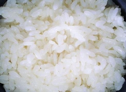 大米|煮大米饭时,加入一把此物,血管不堵塞,祛皱抗衰老,不可错过