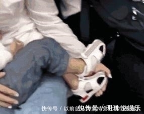 举动|孩子在地铁上睡着了,妈妈的举动获称赞,乘客:最高级的炫富