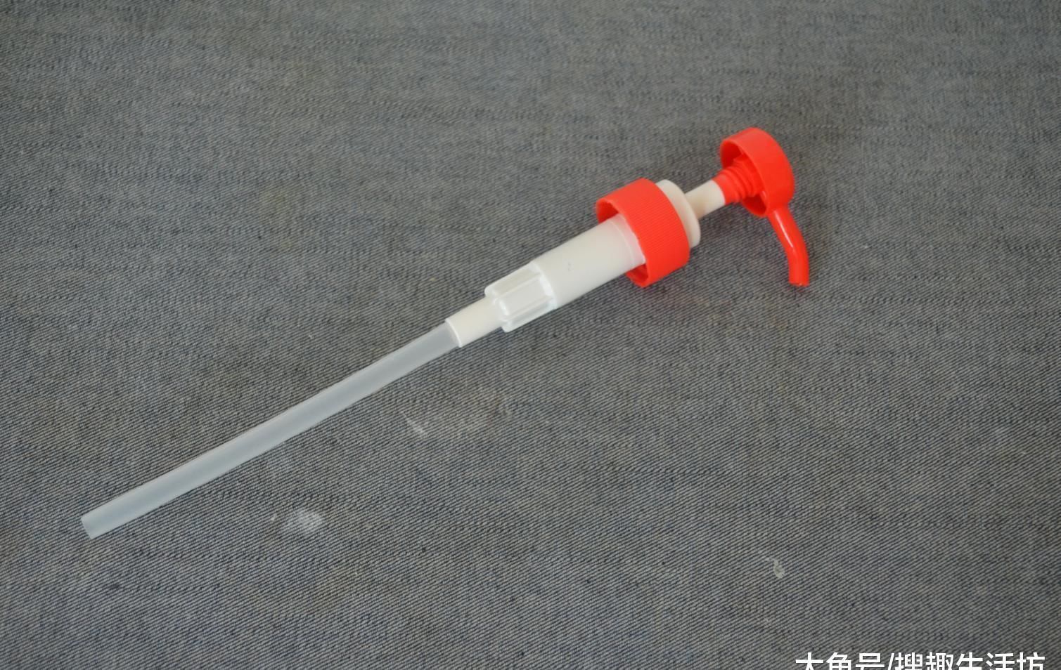 妙用|洗洁精上按压喷头别扔了, 这样改造放家里太实用了, 家家户户都需要