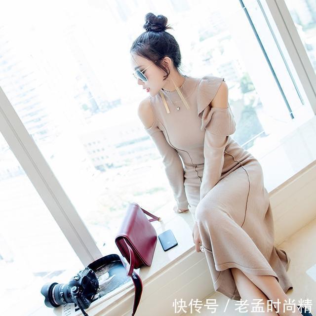 女神范 女神范的挂脖连衣裙,将性感优雅气质展露无遗