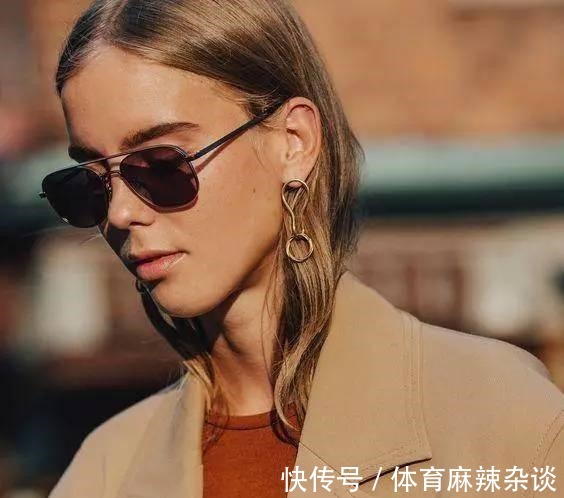 梨色|秋日高级感搭配, 谁穿谁先美!