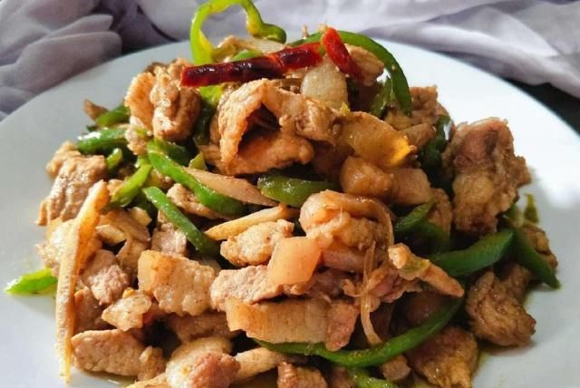 腌肉别只知道用淀粉，这两样也不能少，肉更滑嫩，还不粘锅