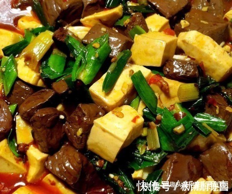 青辣椒|补血非常好还能坚固牙齿,酸辣开胃补铁又补钙,要多做给孩子吃